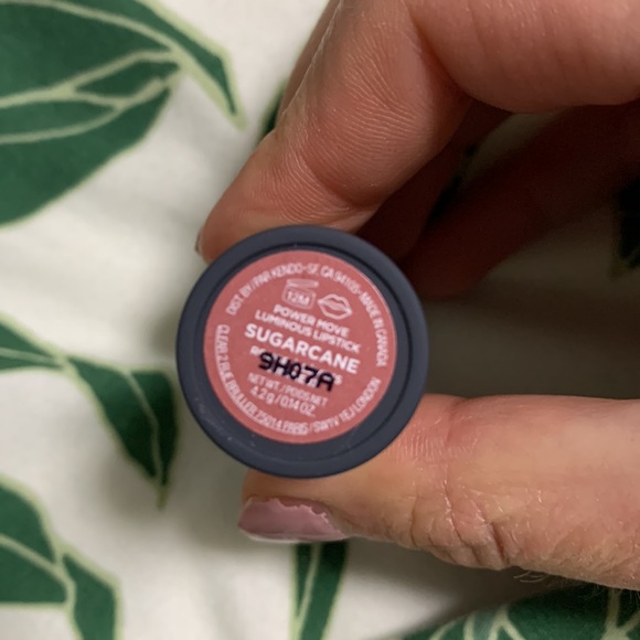 Bite Beauty Power Move Luminous Lipstick in shade Sugarcane - Picture 5 of 5